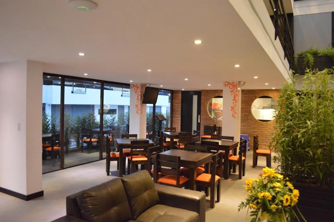 Hostal Delia Victoria Cuenca Hotel